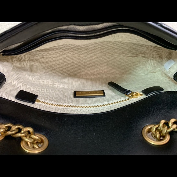 NEW Tory Burch Kira Chevron Black Small Convertible Shoulder Bag/Crossbody Bag - Picture 8 of 16